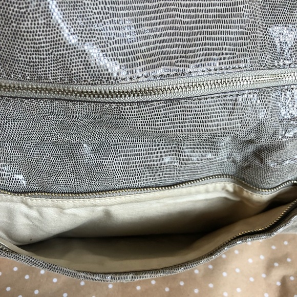 Tory Burch Snakeskin Pattern Purse - Picture 6 of 6